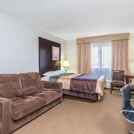 Super 8 By Wyndham Innisfail Kültér fotó